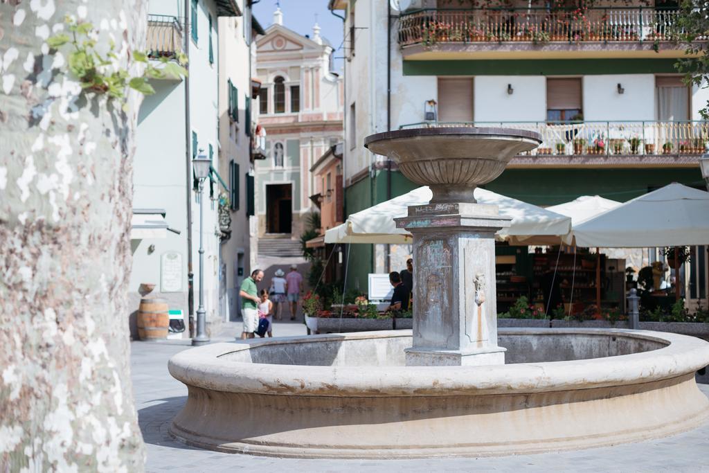 Dussaiga - Camera Delle Rose Dolceacqua Bagian luar foto