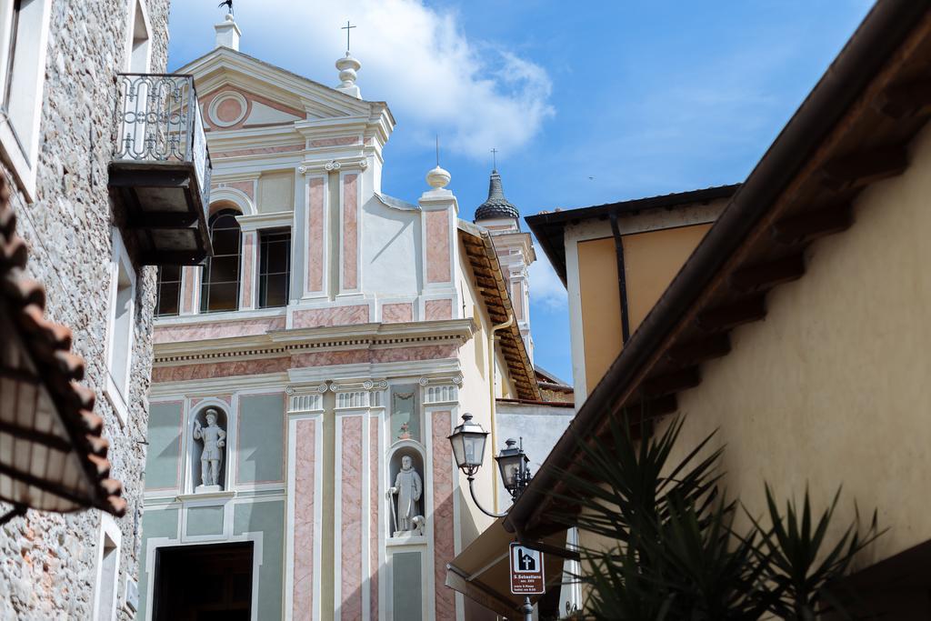 Dussaiga - Camera Delle Rose Dolceacqua Bagian luar foto